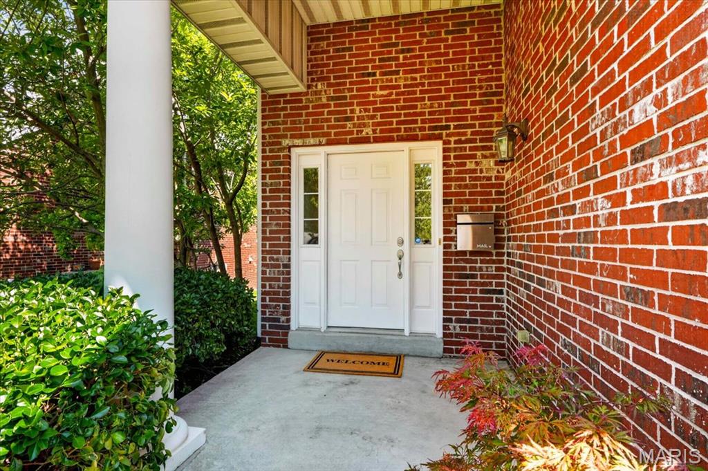8931 Hilltop Manor Drive