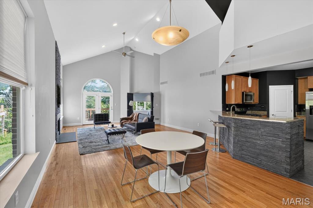 8931 Hilltop Manor Drive