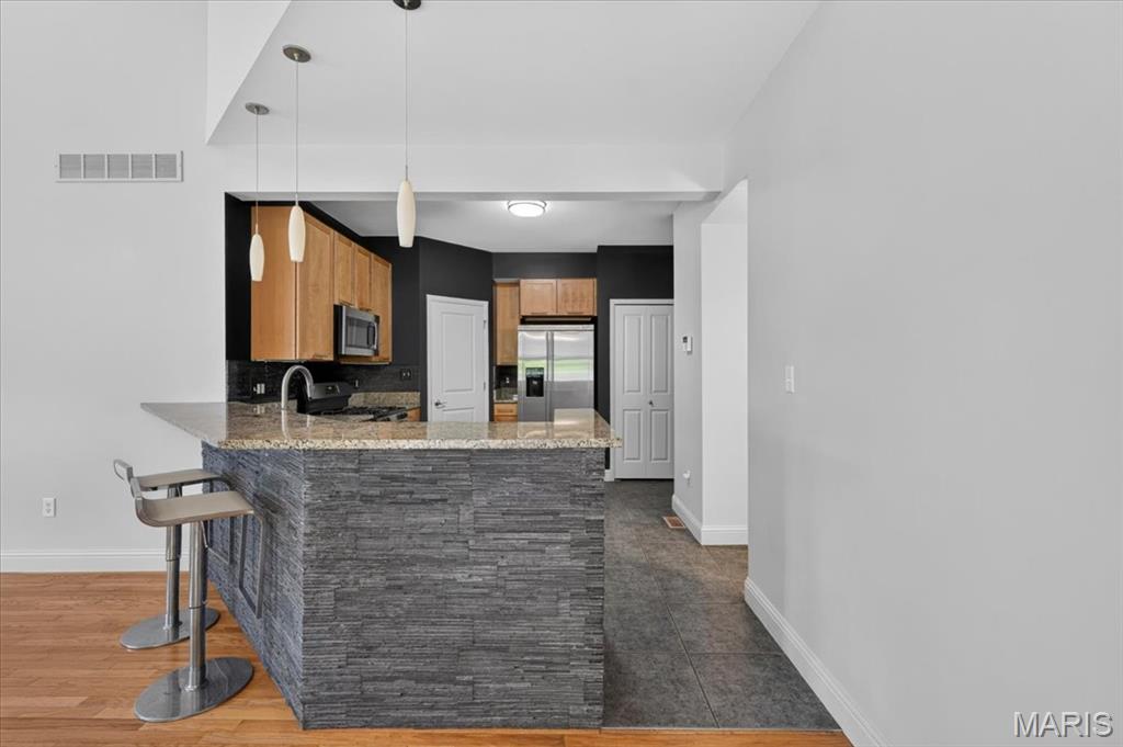 8931 Hilltop Manor Drive