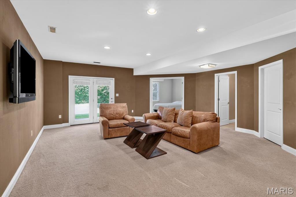 8931 Hilltop Manor Drive