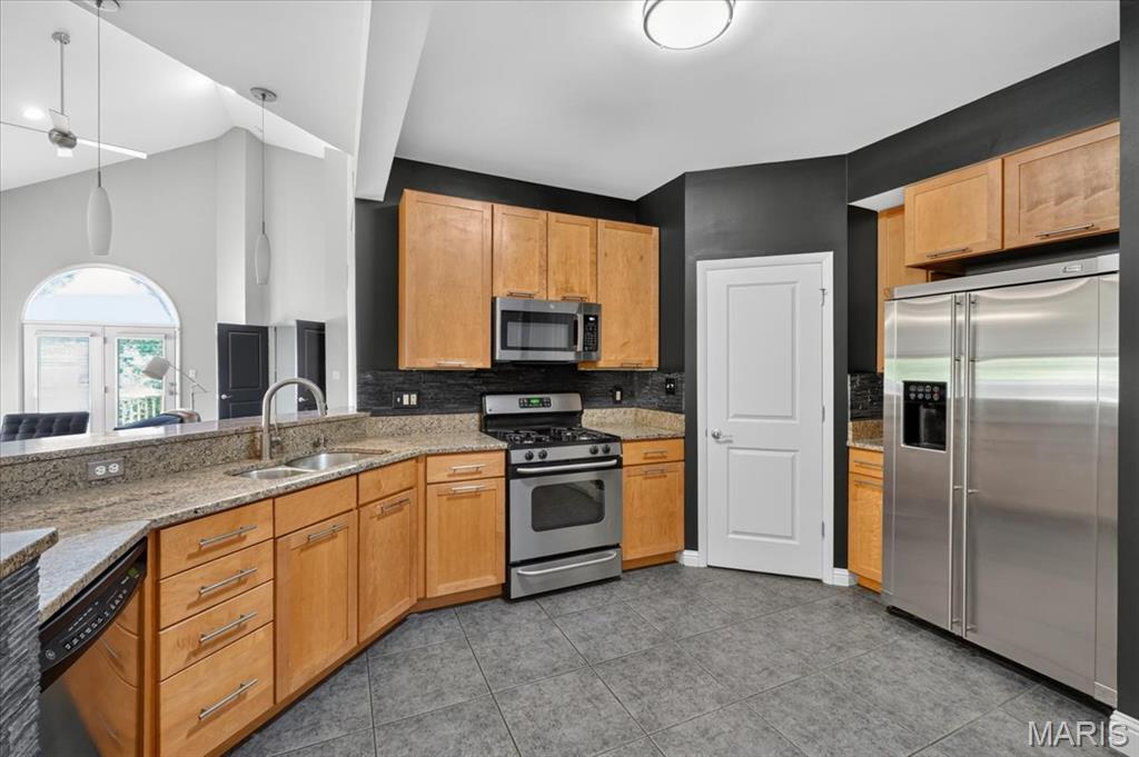 8931 Hilltop Manor Drive