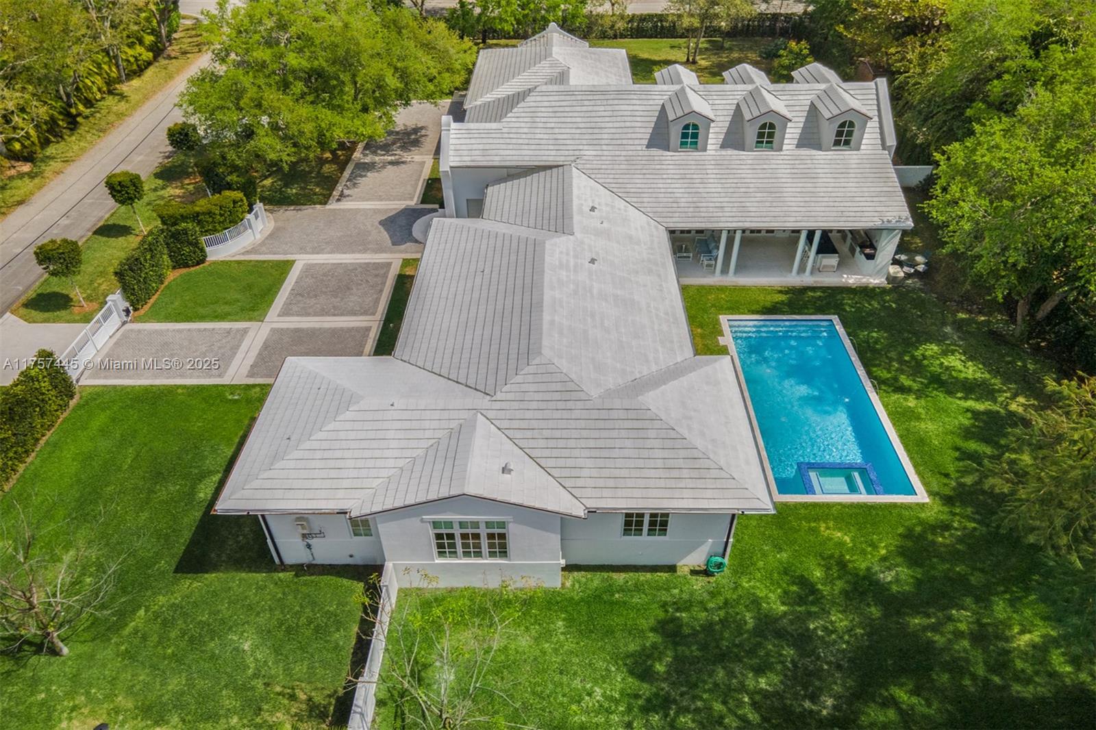 6700 SW 102nd Ter