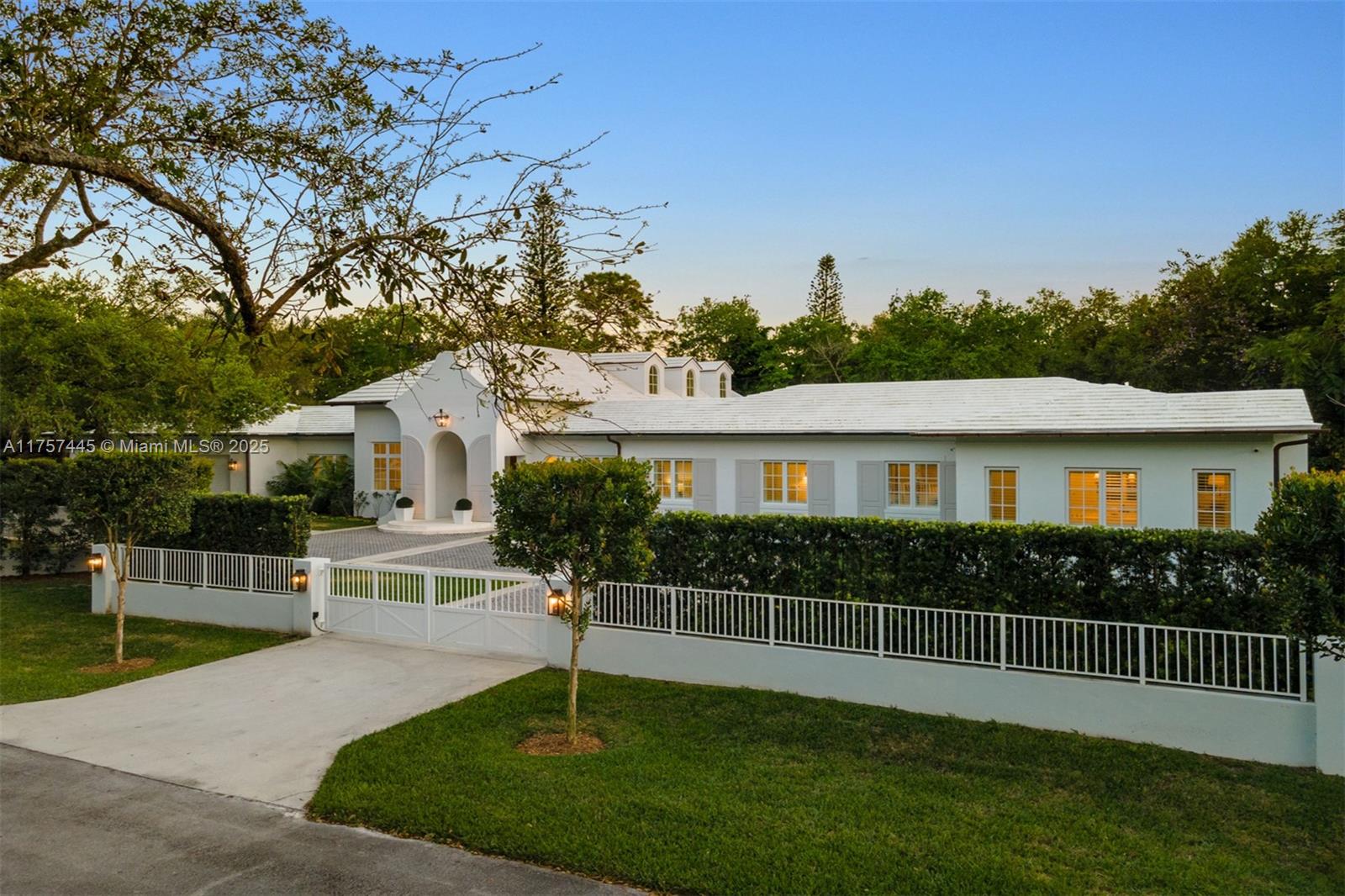 6700 SW 102nd Ter