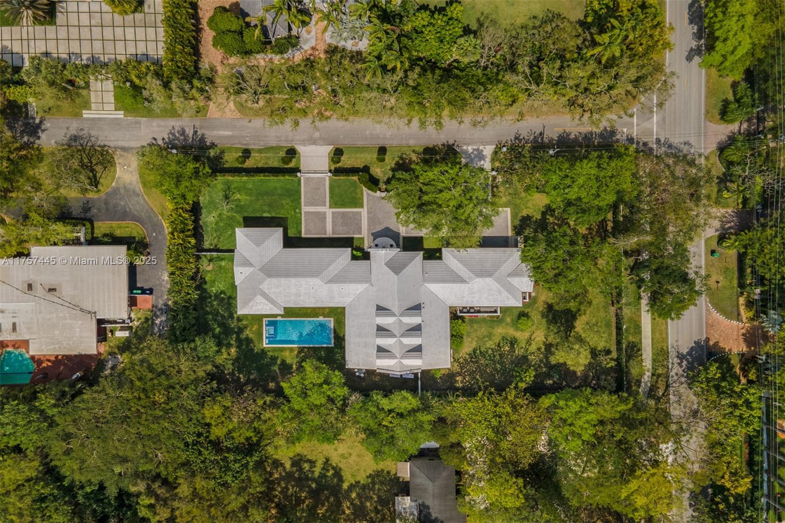 6700 SW 102nd Ter