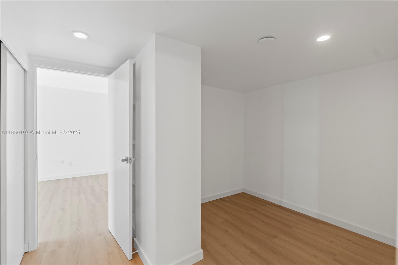 2333 Brickell Ave # 1908