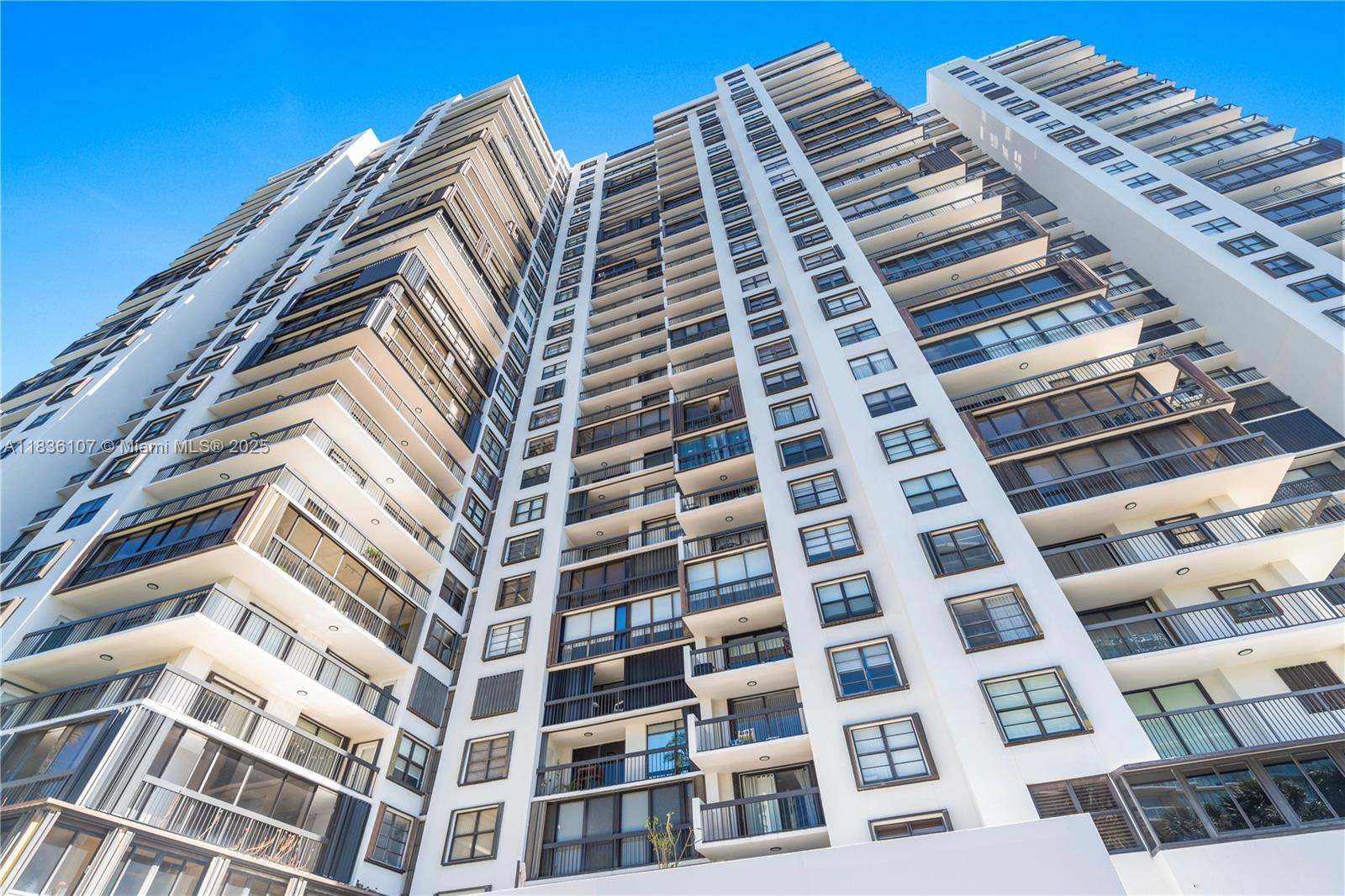 2333 Brickell Ave # 1908