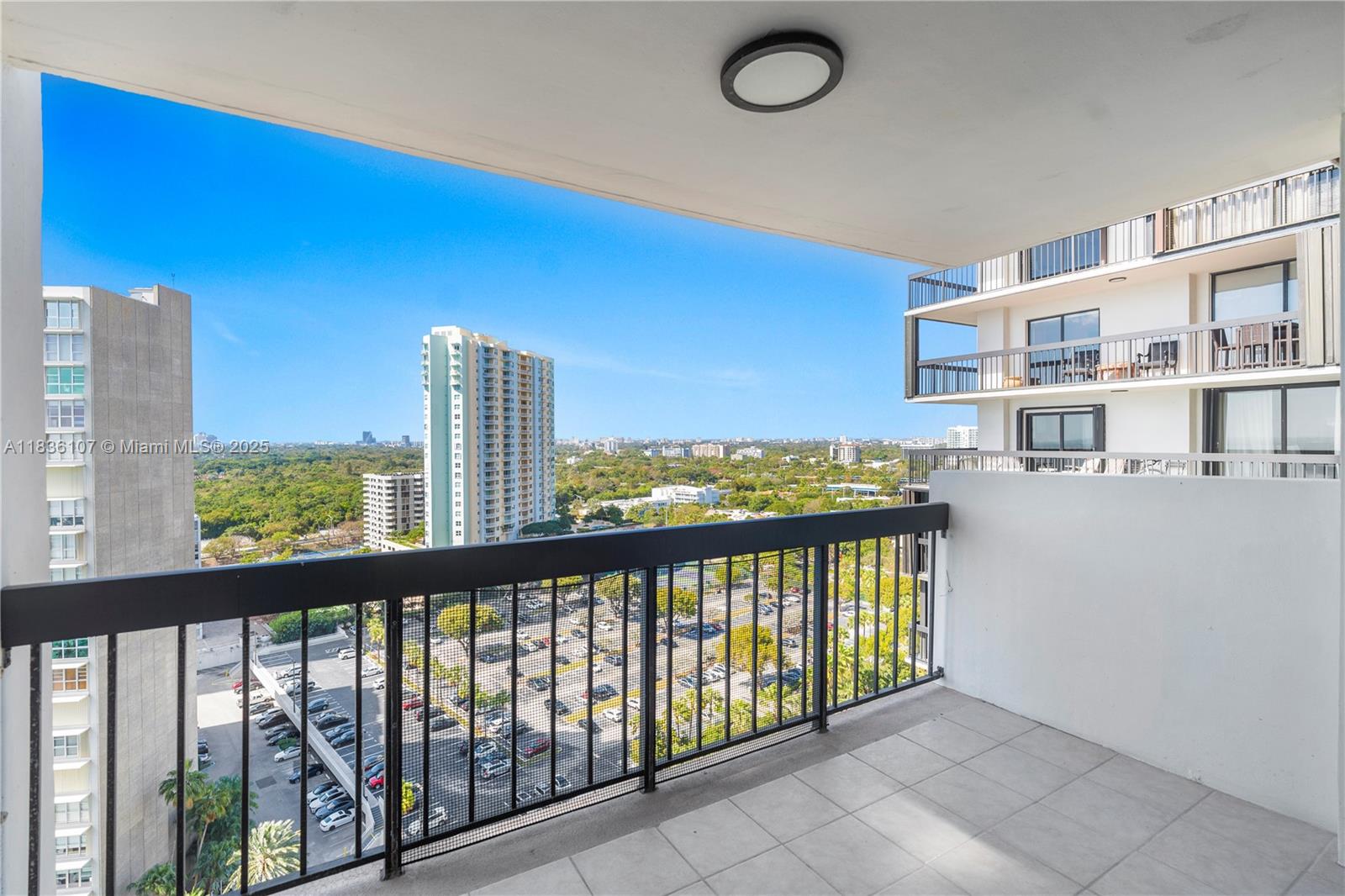 2333 Brickell Ave # 1908