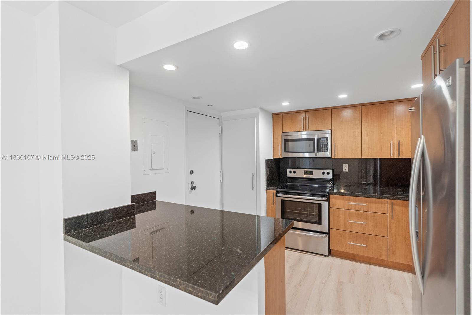 2333 Brickell Ave # 1908