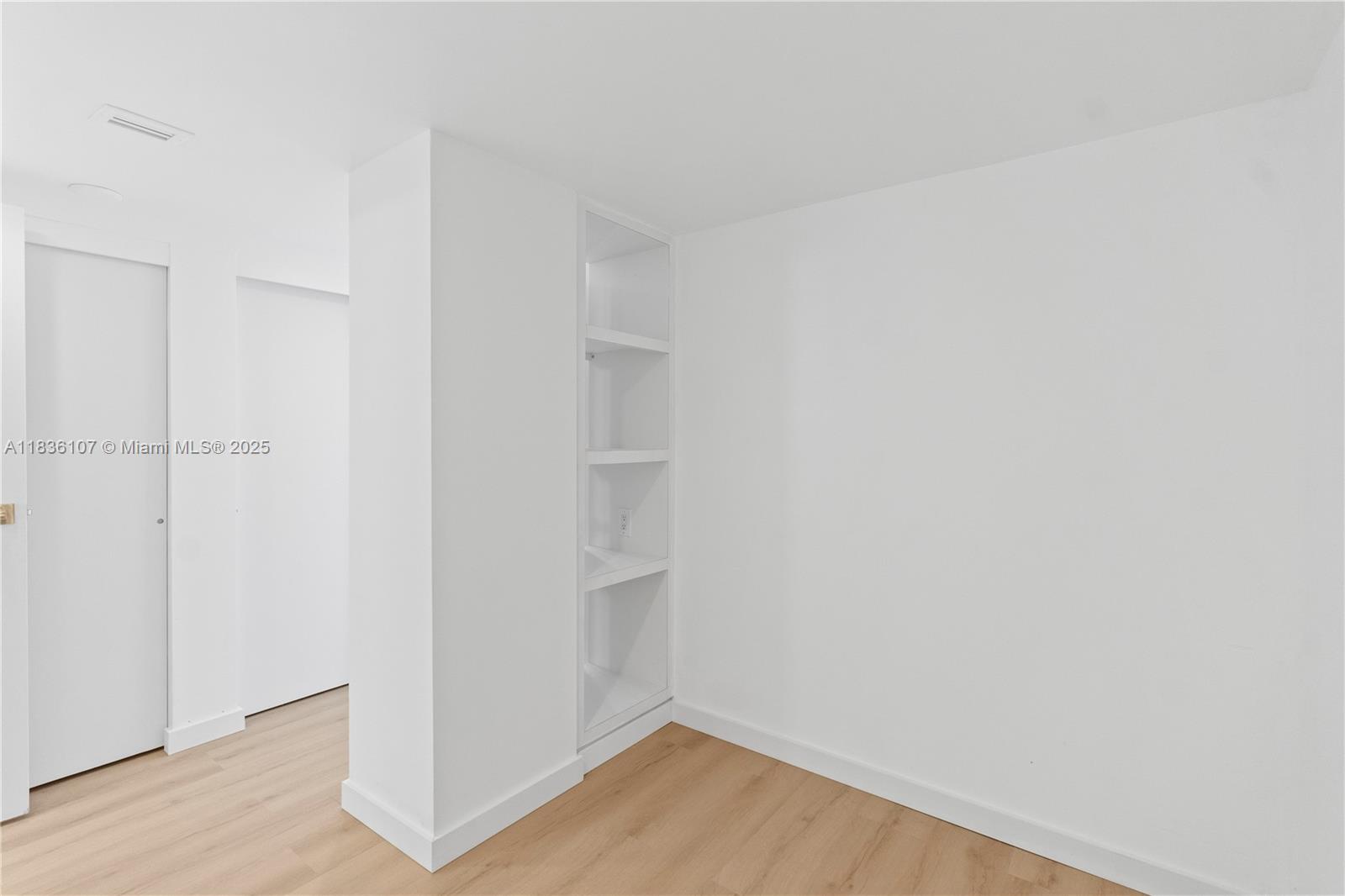 2333 Brickell Ave # 1908