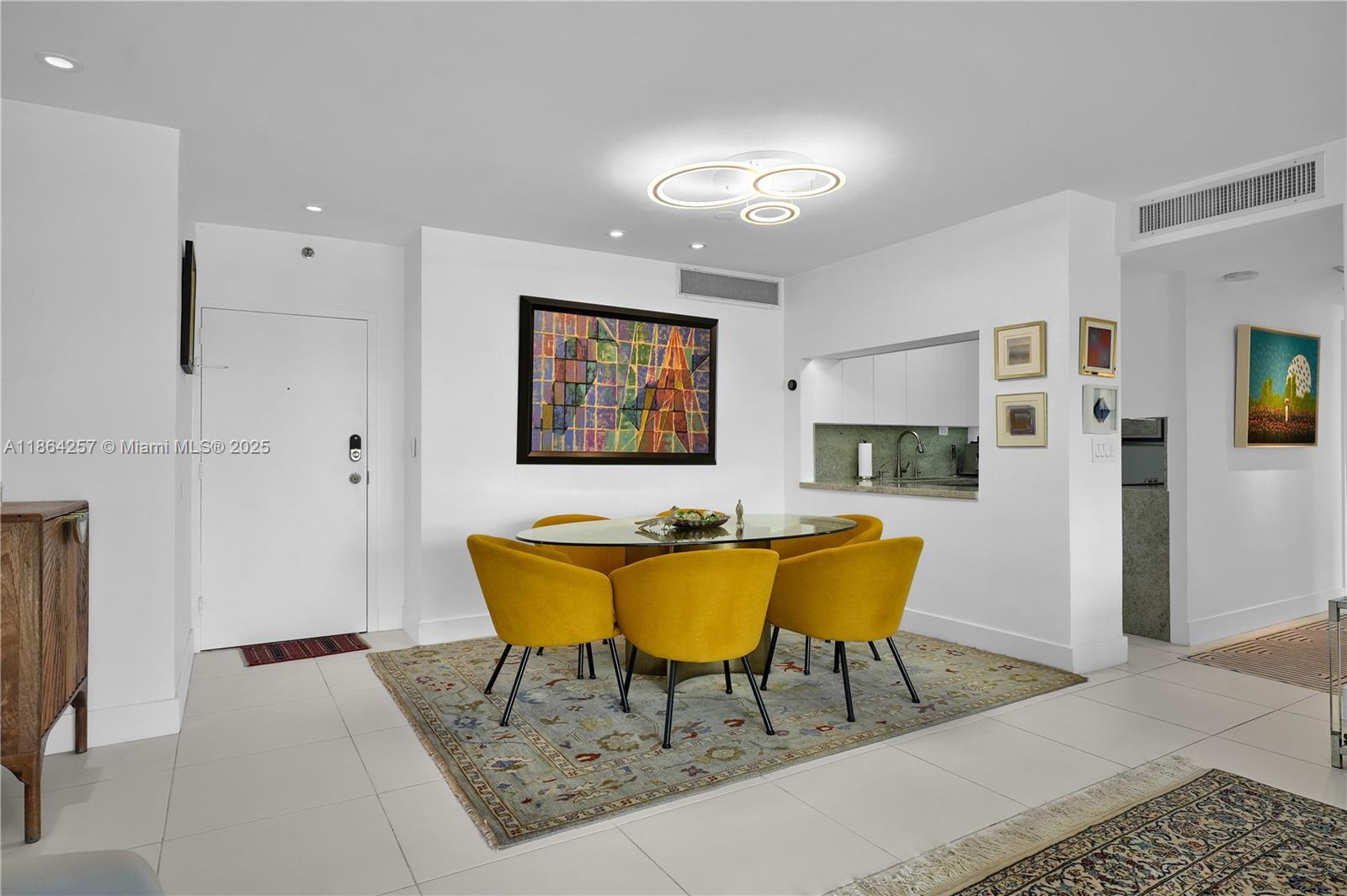 2451 Brickell Ave # 4L