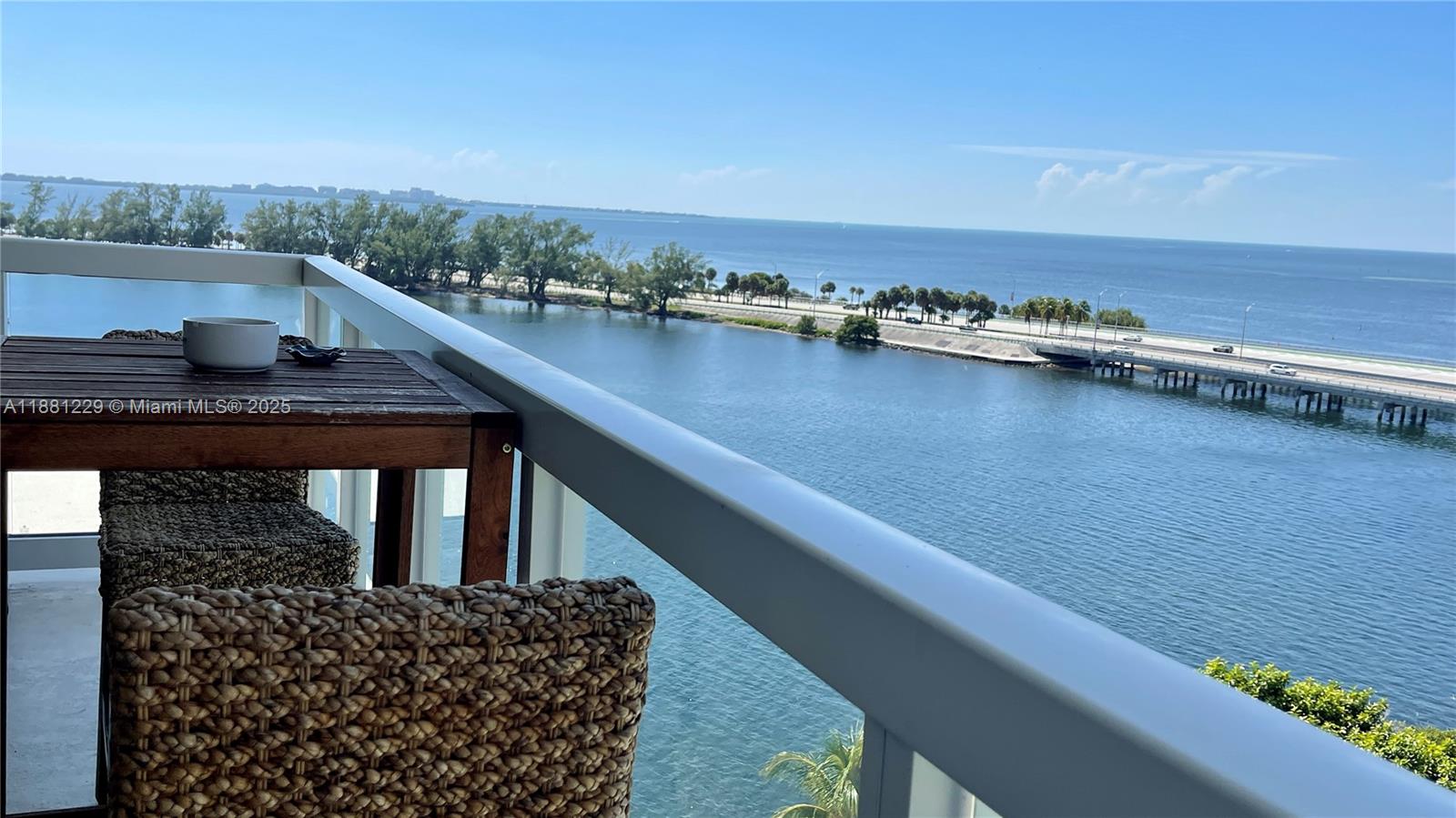2451 Brickell Ave # 9C