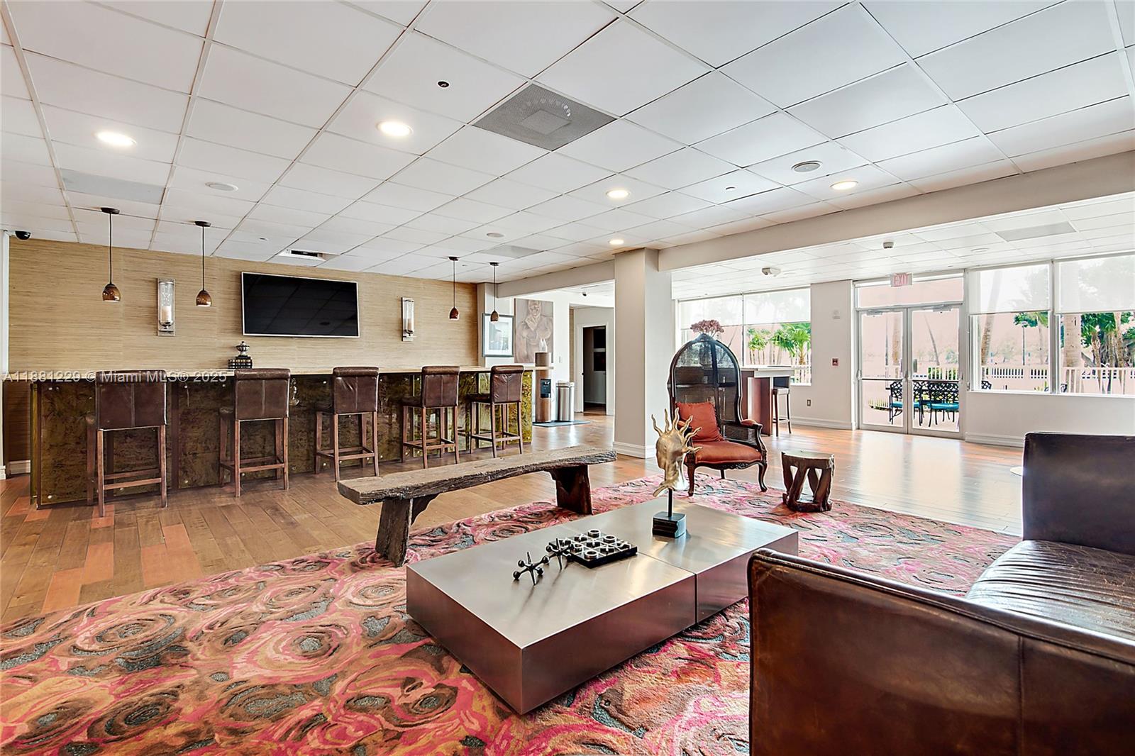 2451 Brickell Ave # 9C