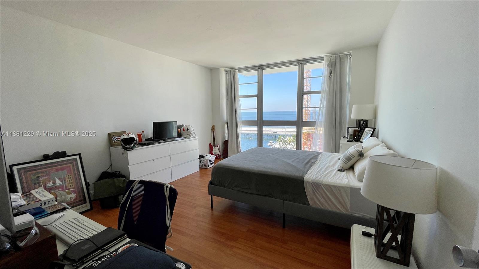 2451 Brickell Ave # 9C