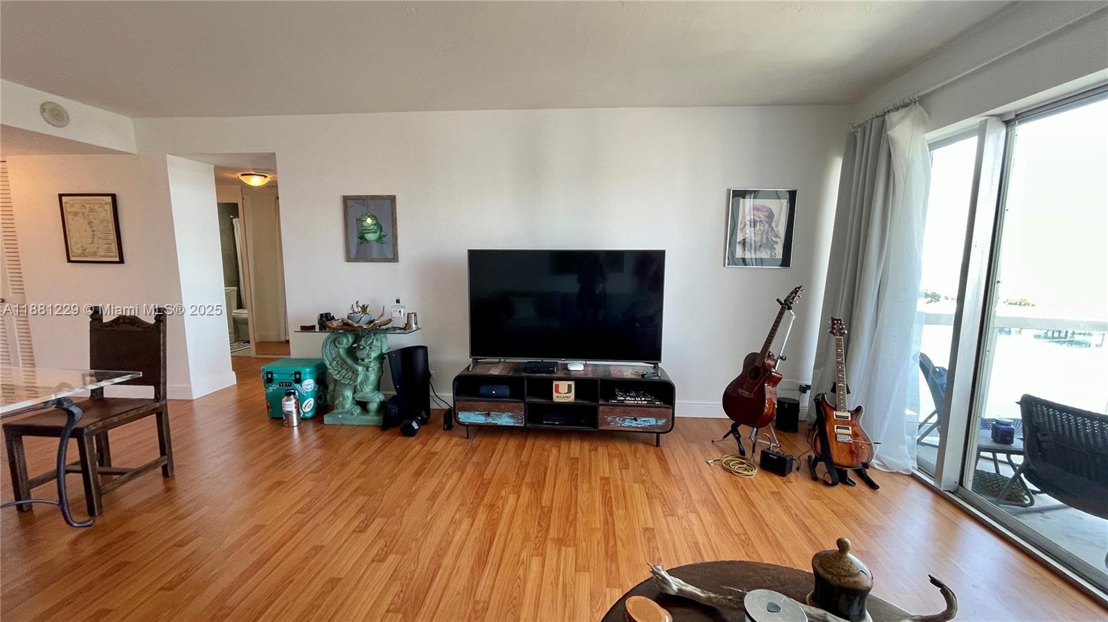 2451 Brickell Ave # 9C