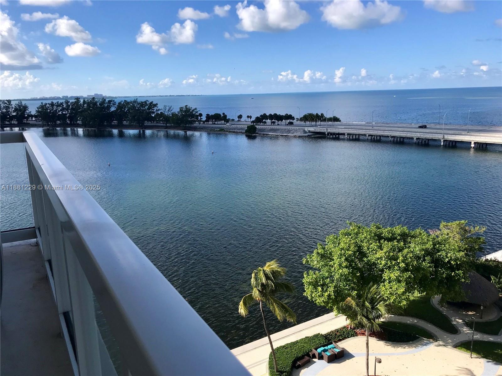 2451 Brickell Ave # 9C
