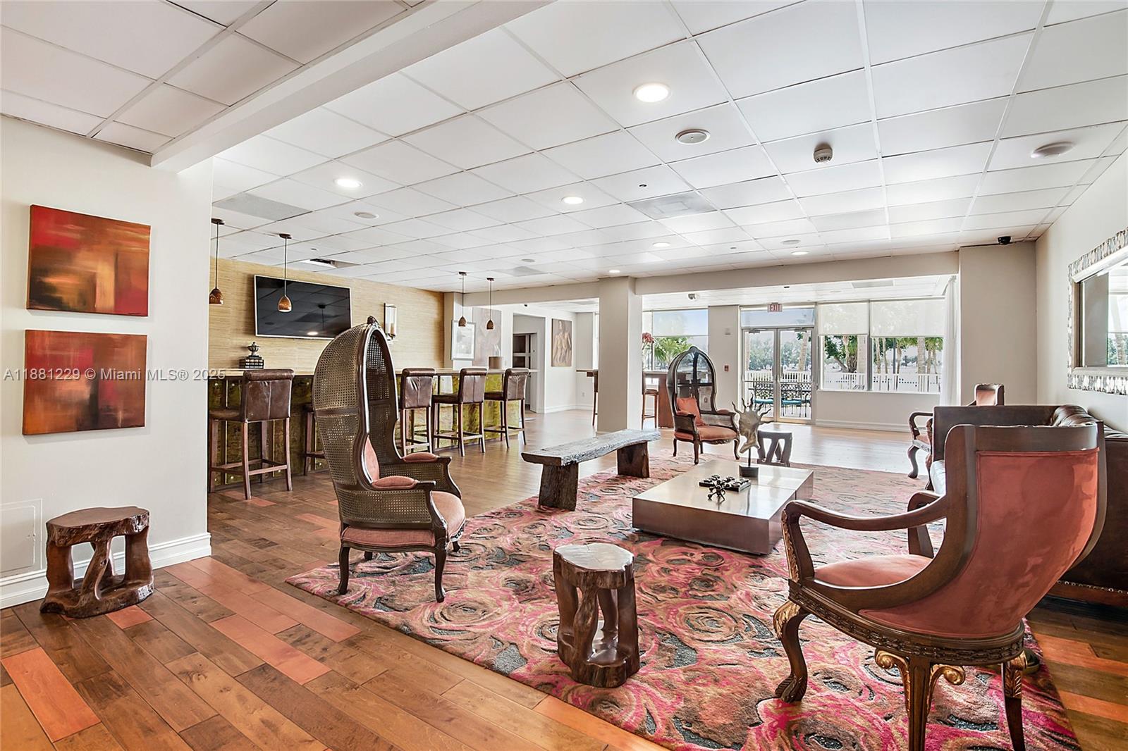 2451 Brickell Ave # 9C