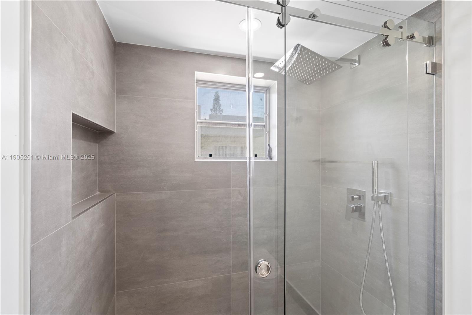 3597 SW 17th St # 3597