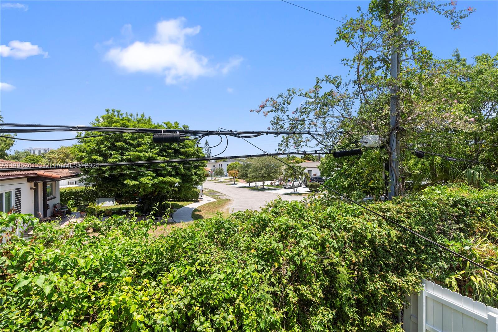 3597 SW 17th St # 3597