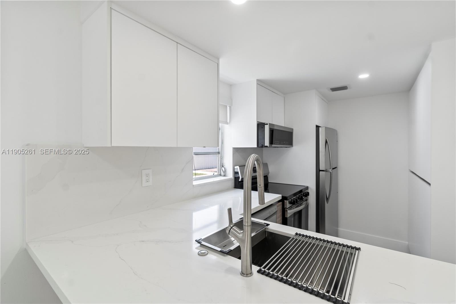 3597 SW 17th St # 3597