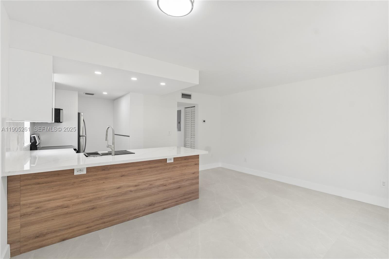 3597 SW 17th St # 3597