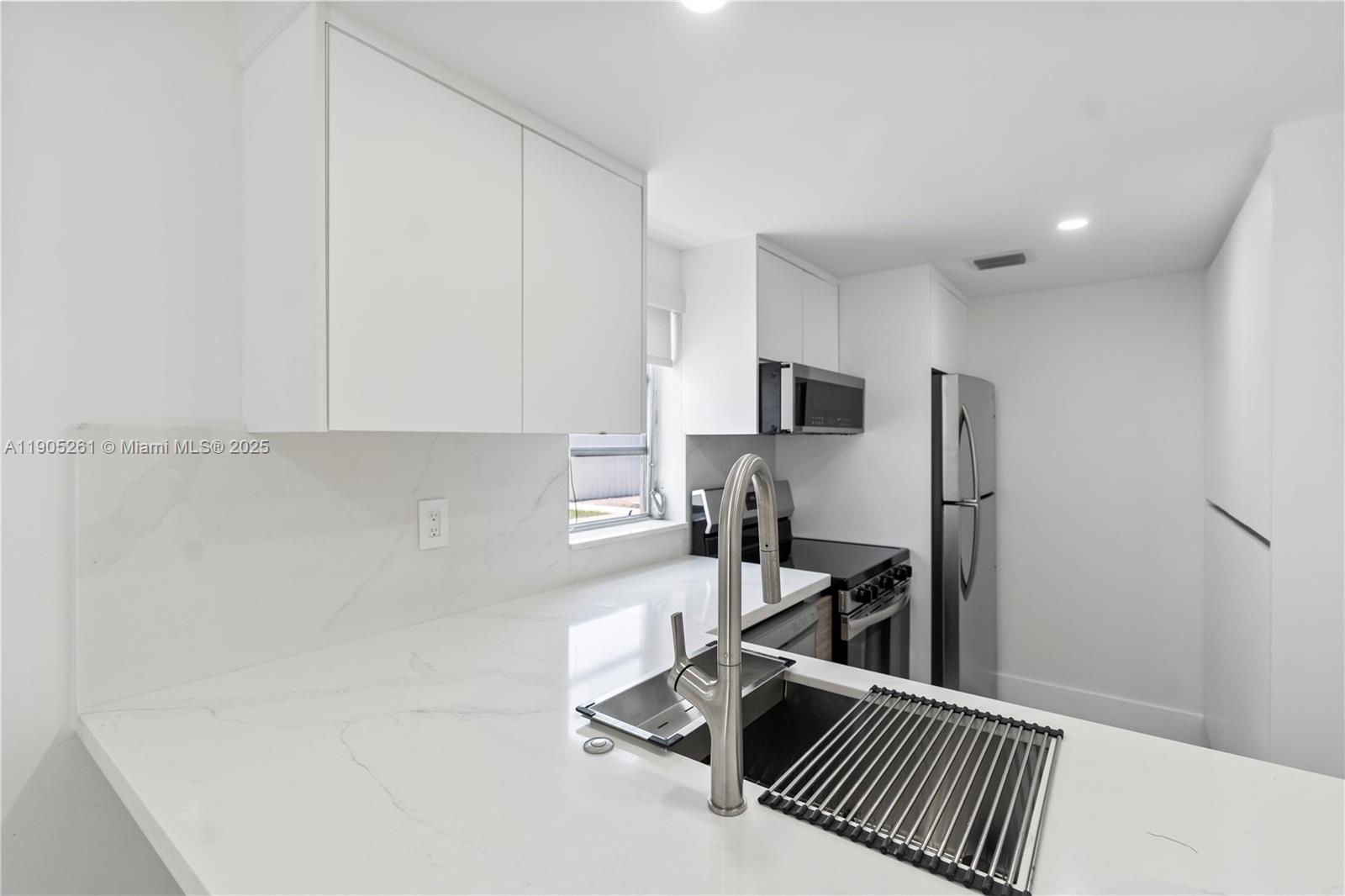 3597 SW 17th St # 3597