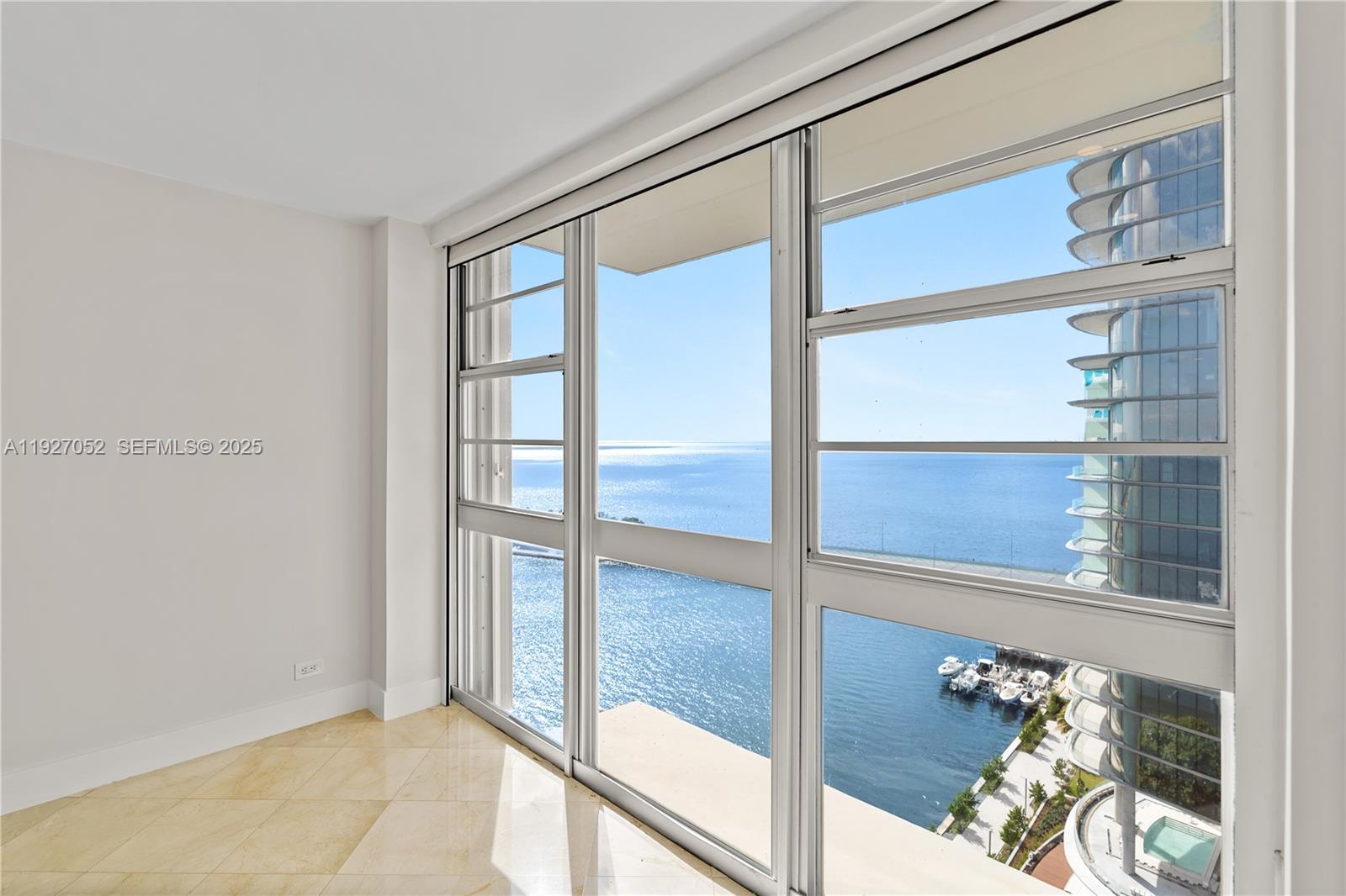 2451 Brickell Ave # 18C