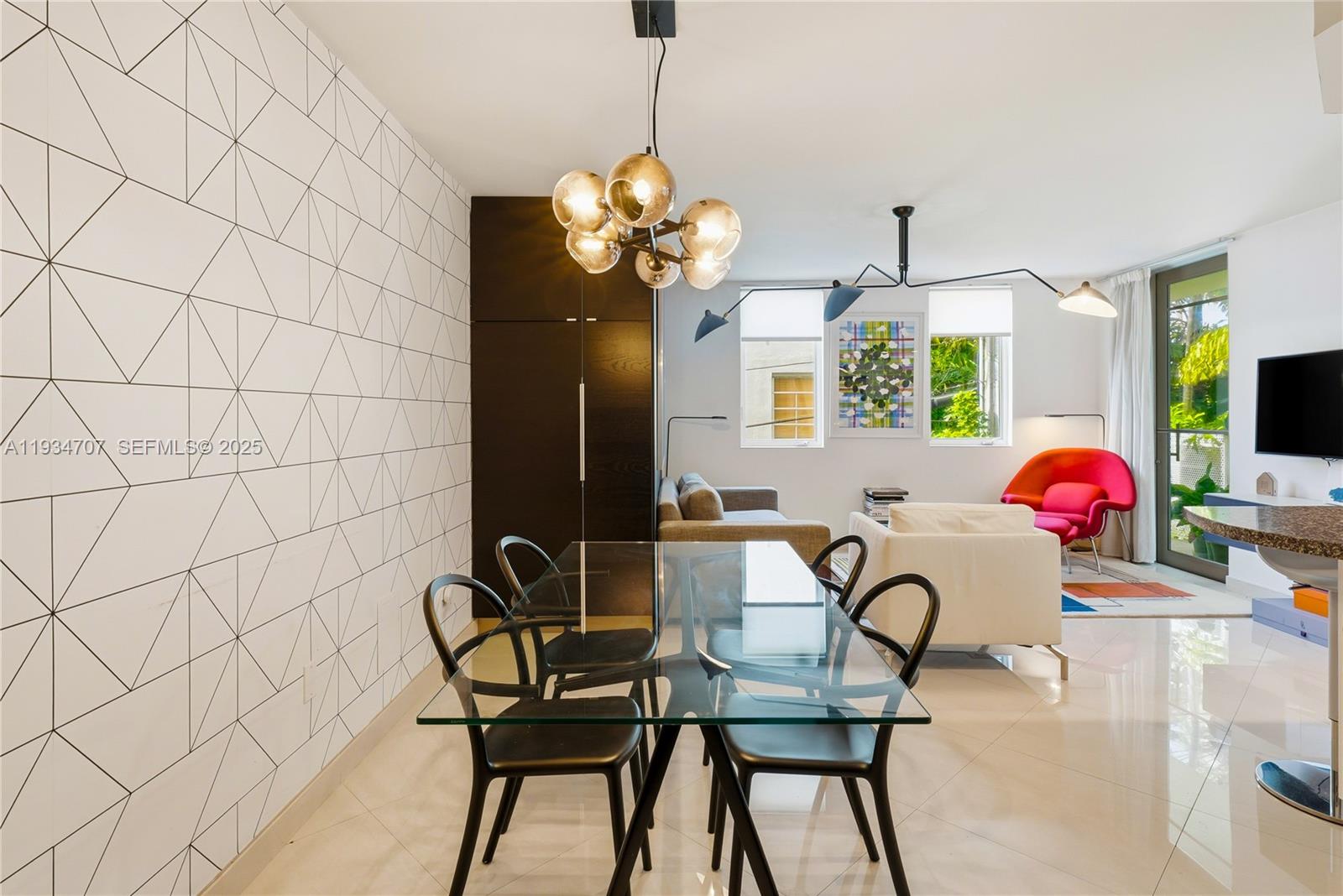 1532 Drexel Ave # 203