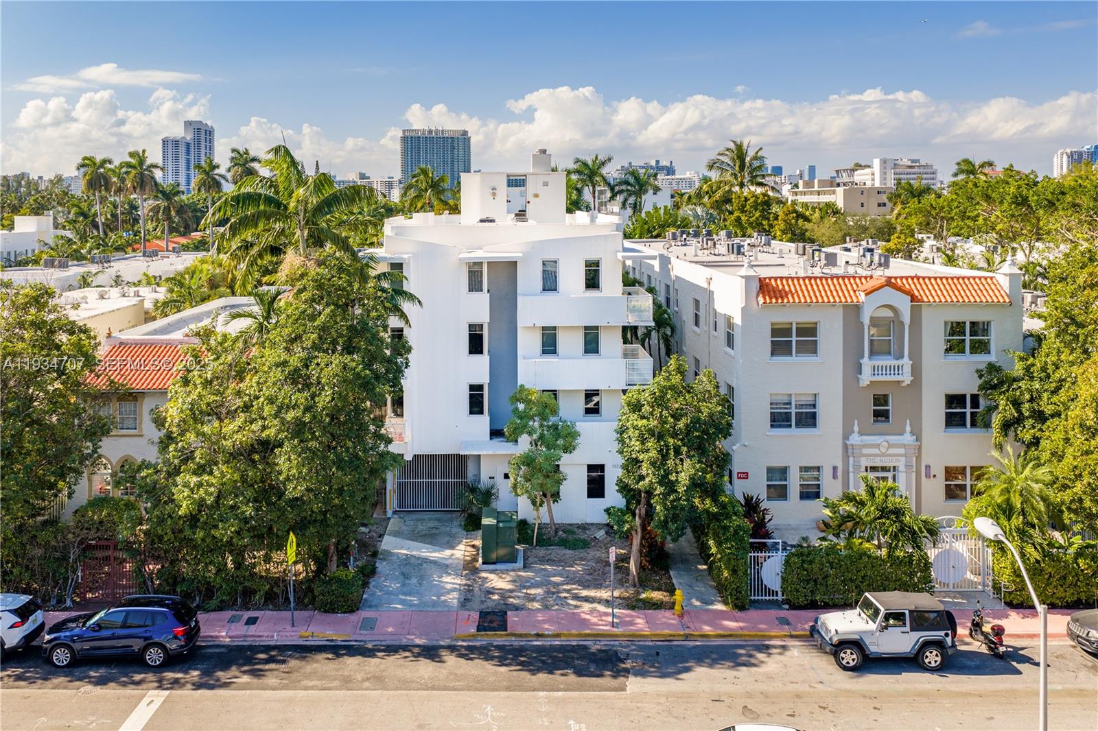 1532 Drexel Ave # 203