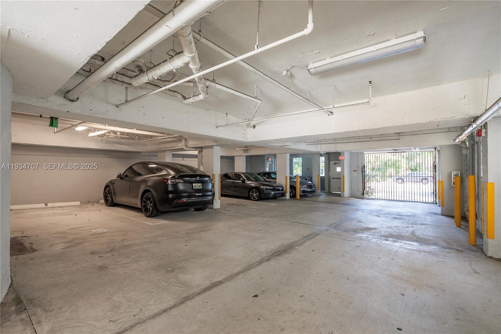 1532 Drexel Ave # 203