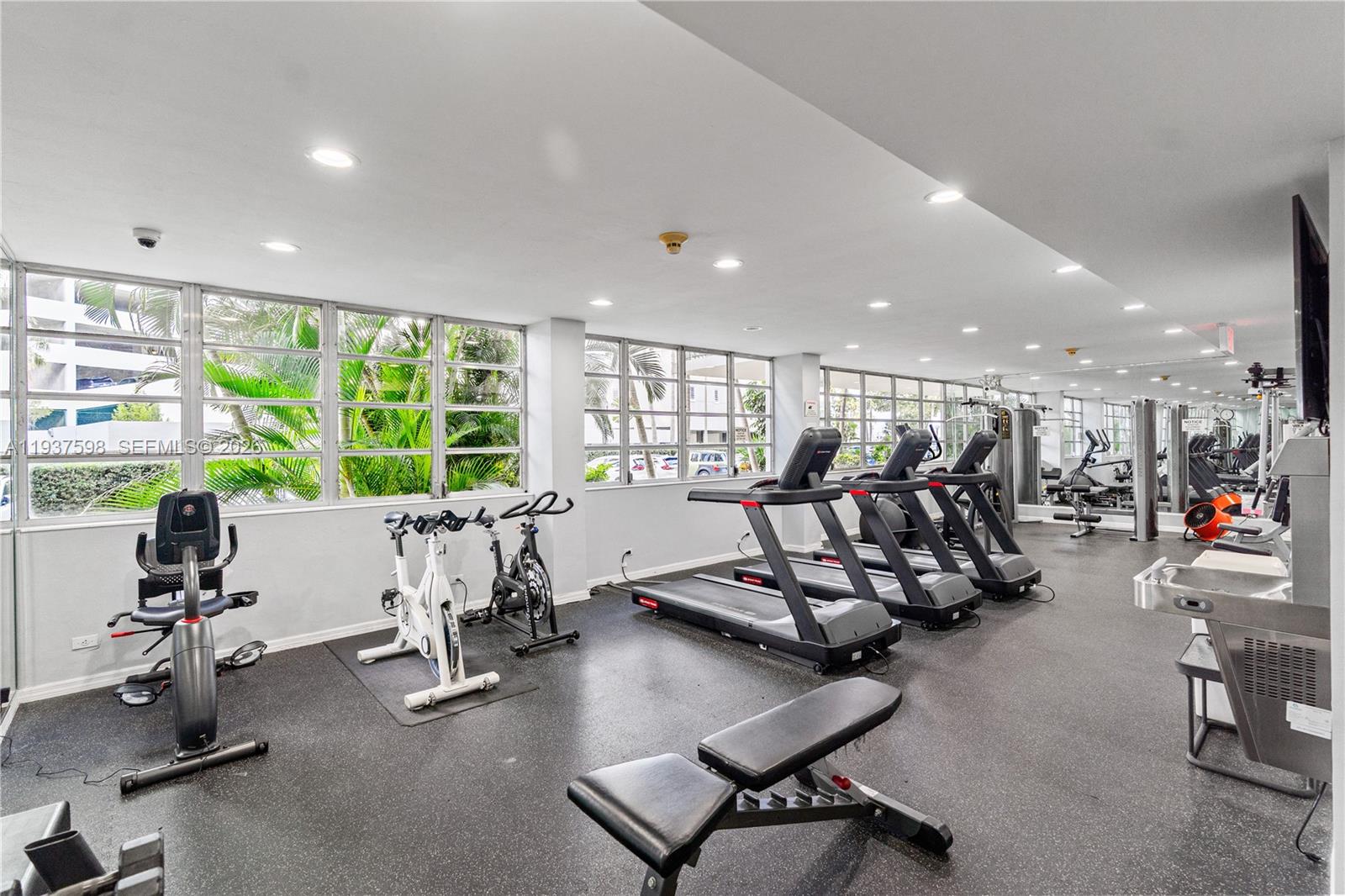 1408 Brickell Bay Dr # 1114