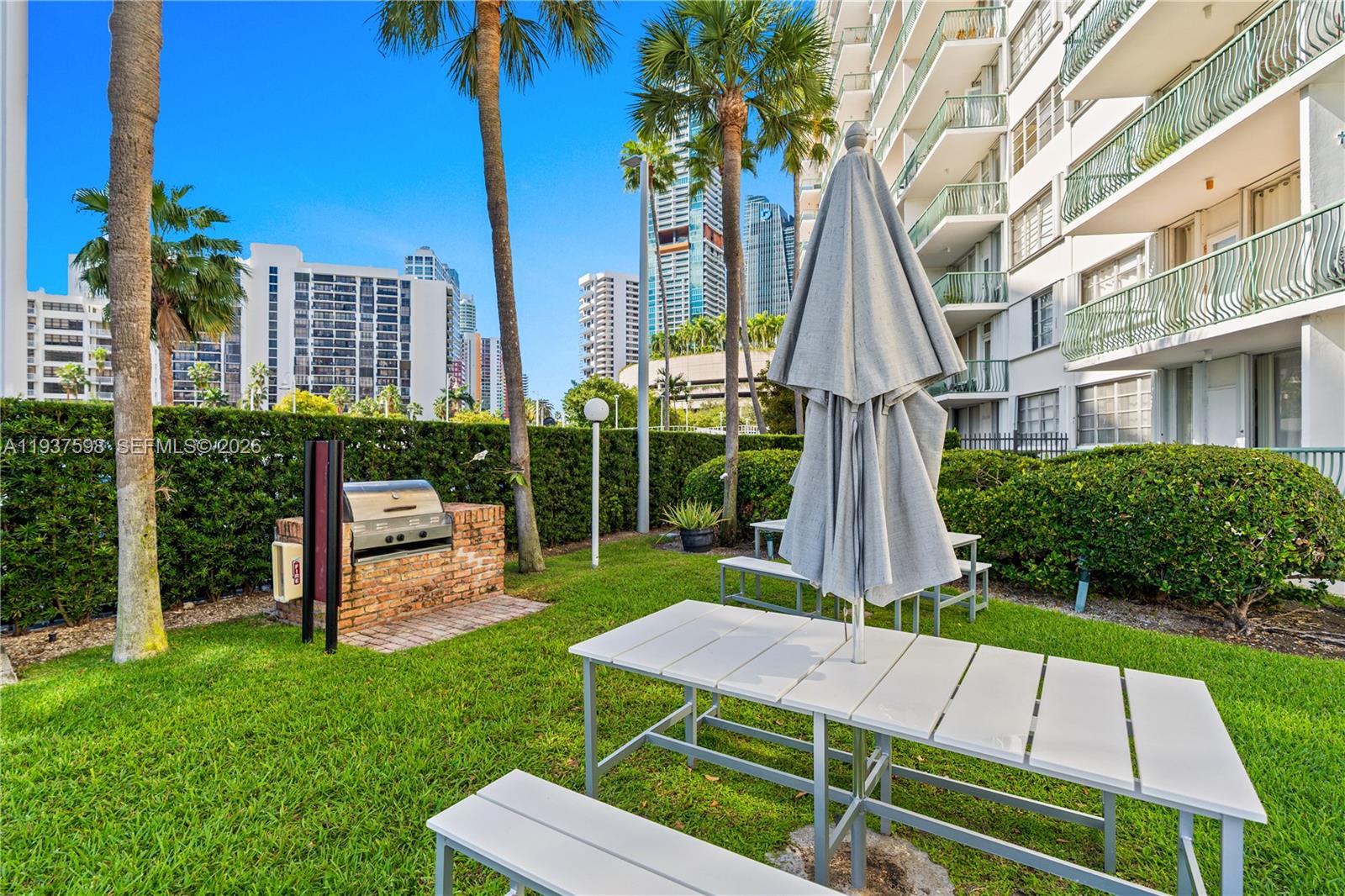 1408 Brickell Bay Dr # 1114