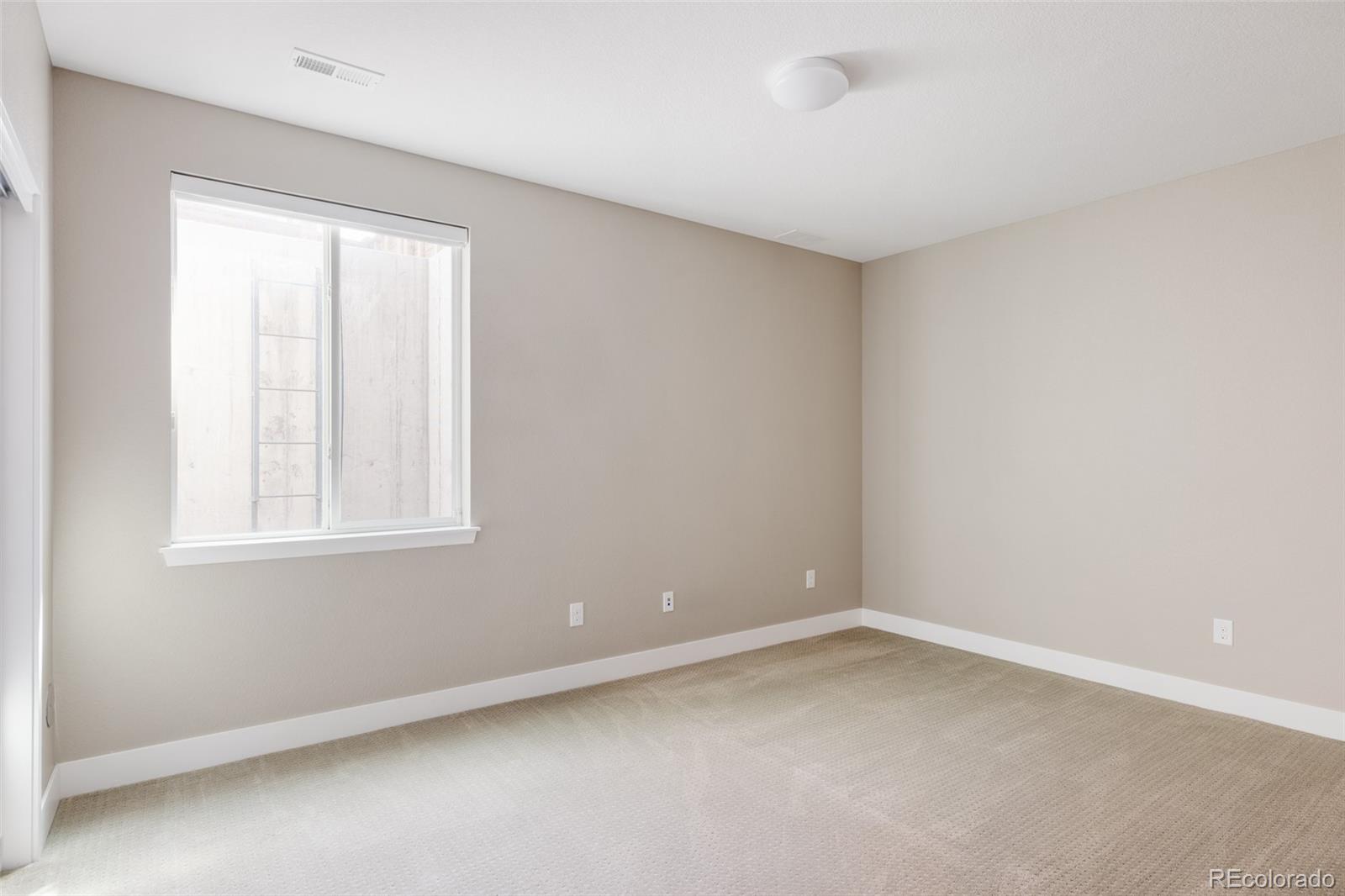 9221 E 52nd Drive