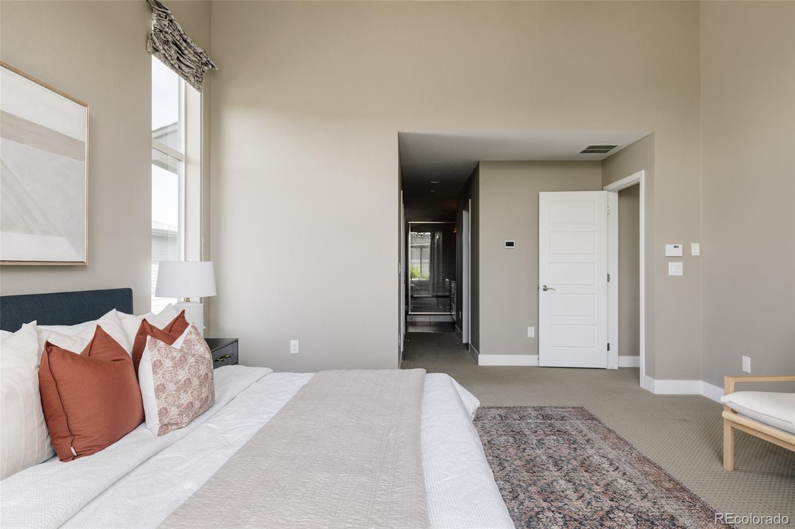 9221 E 52nd Drive