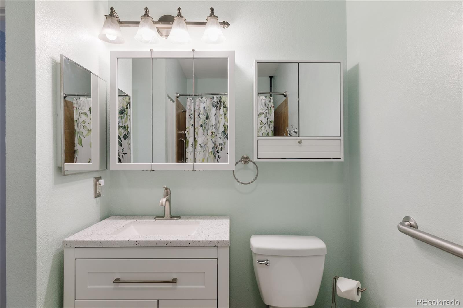 4760 S Wadsworth Boulevard Unit: M106