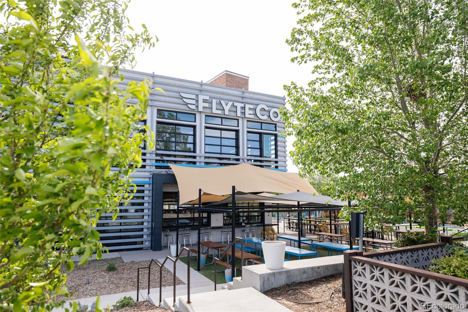 8260 E 36th Avenue Unit: 31
