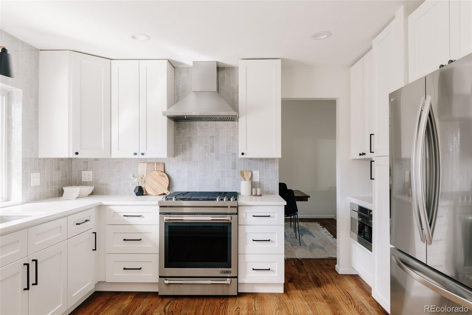 6335 S Geneva Circle