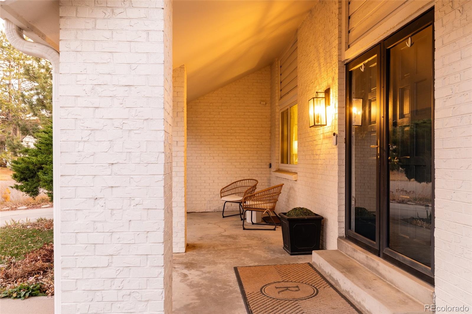 6335 S Geneva Circle