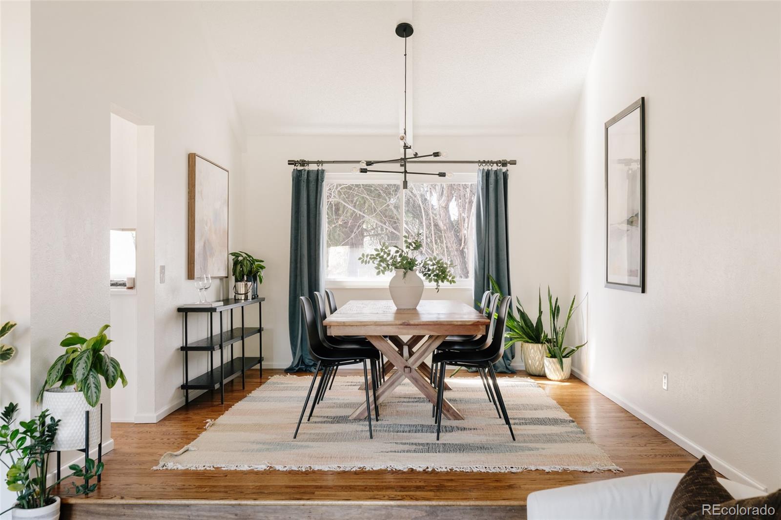 6335 S Geneva Circle