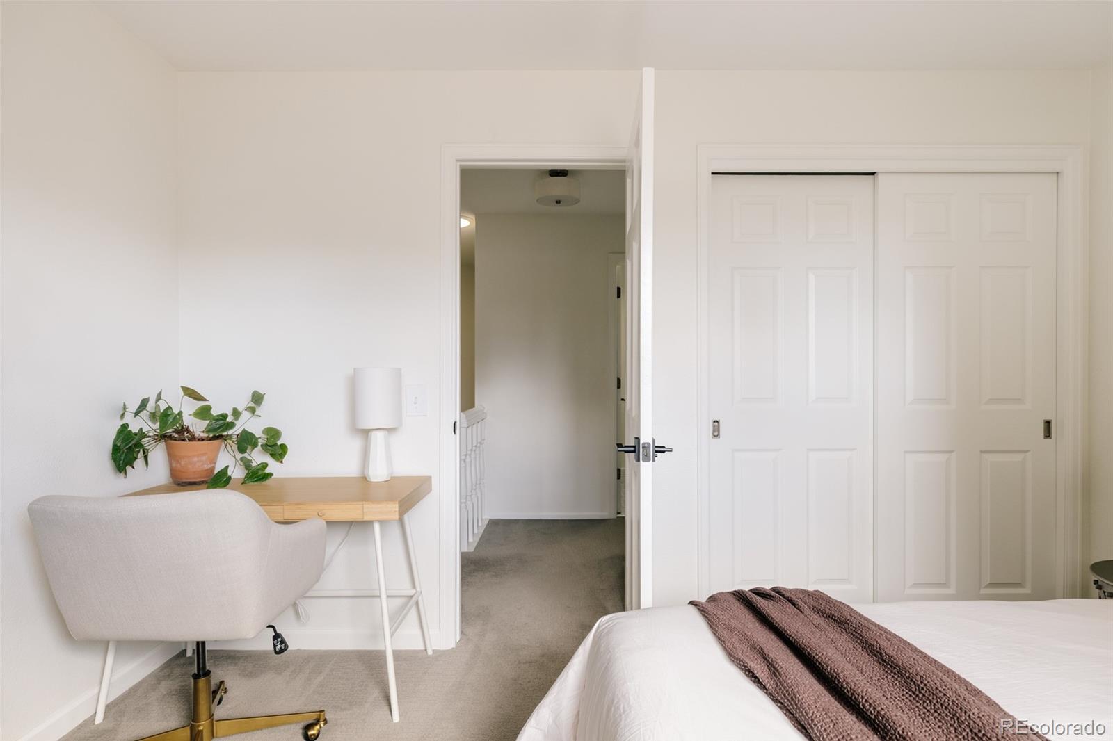 6335 S Geneva Circle