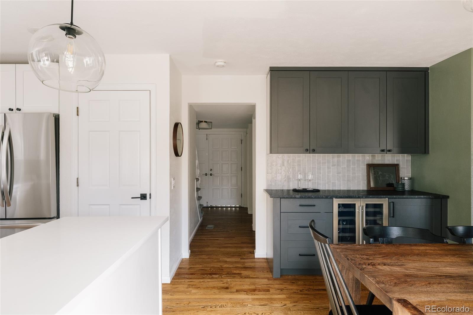 6335 S Geneva Circle