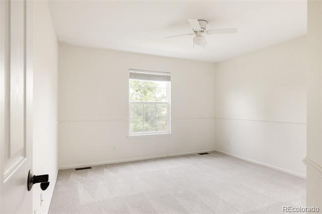 8122 E 6th Place