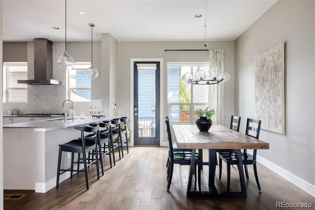 4988 Valentia Court