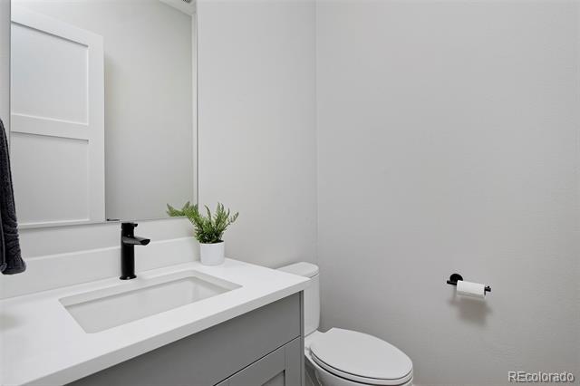 8280 E 36th Avenue Unit: 25