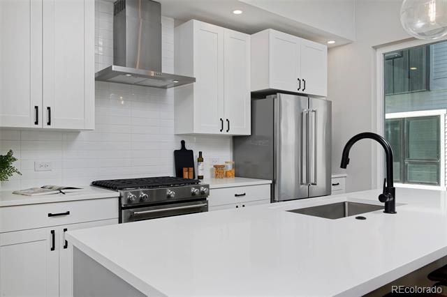 8280 E 36th Avenue Unit: 25