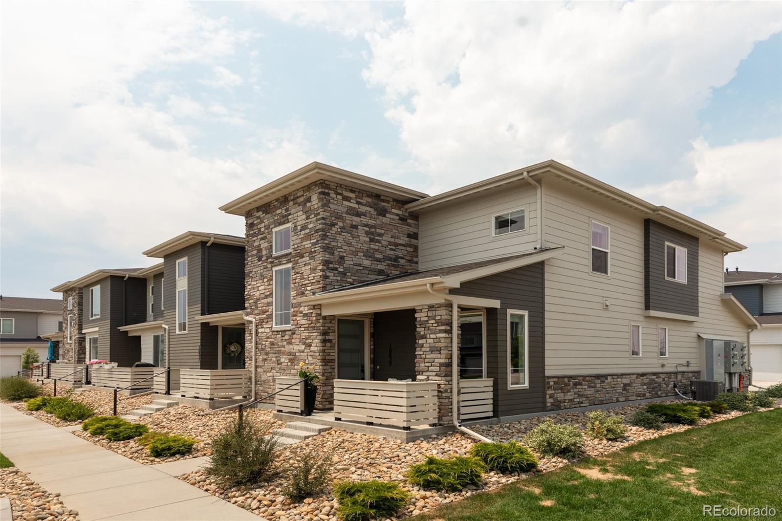 16439 Askins Loop