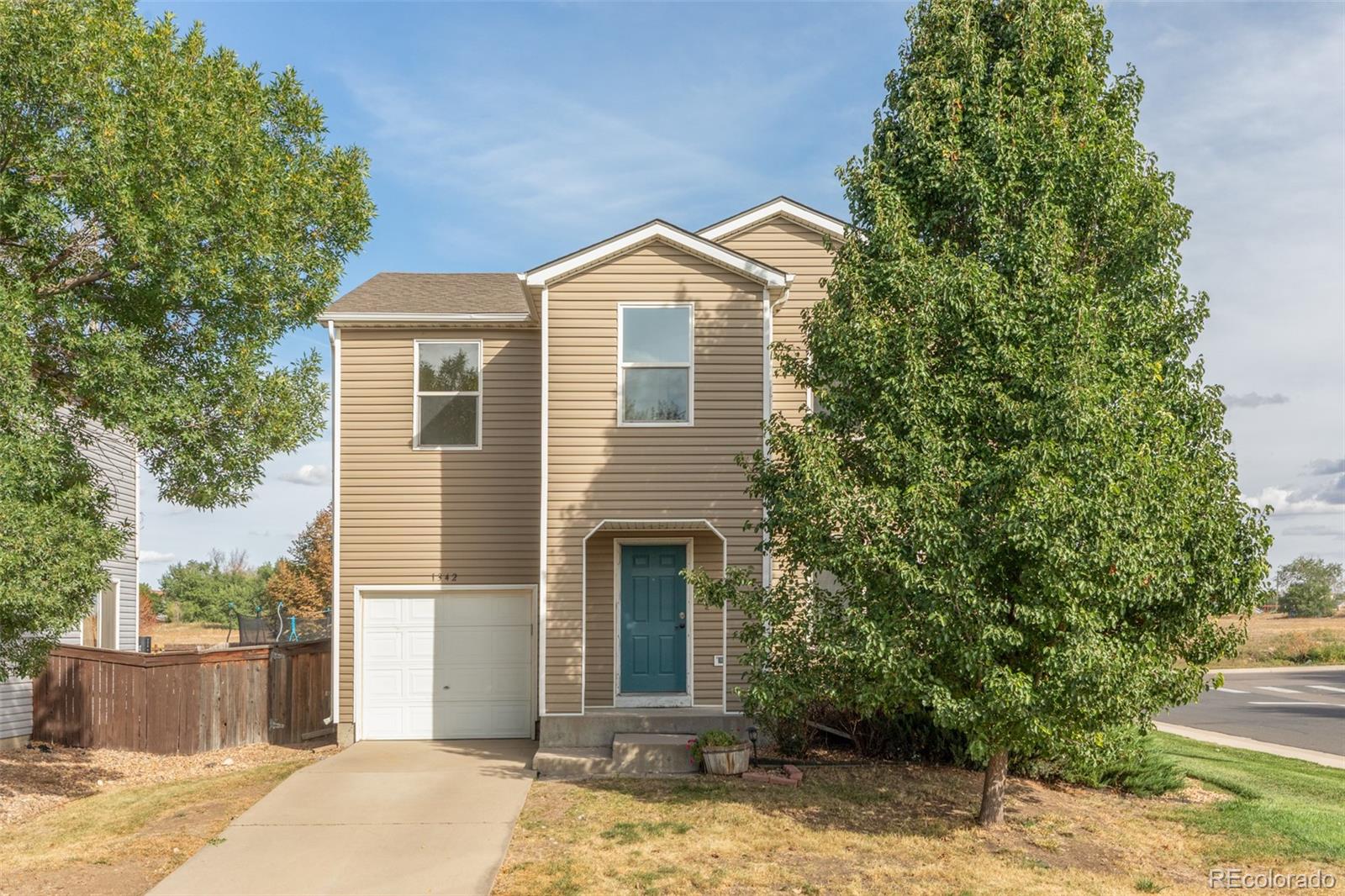 1342 Bluebird Street
