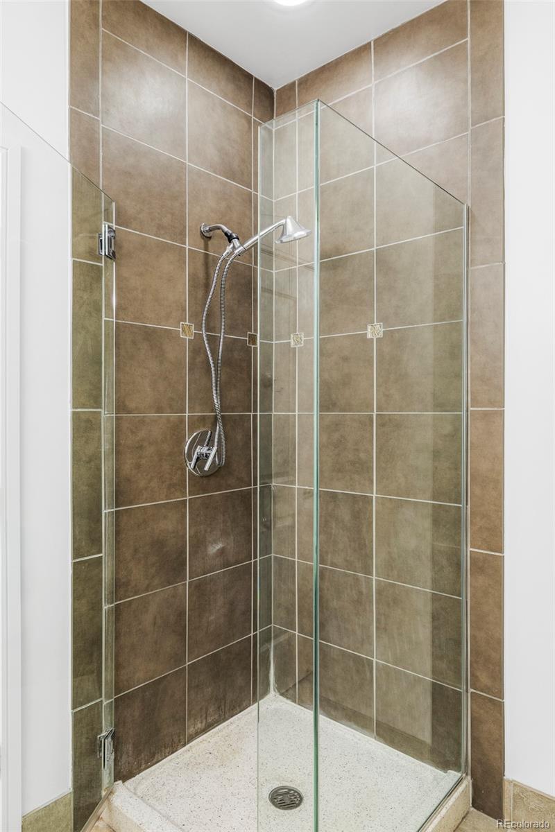 2958 Syracuse Street Unit: 406