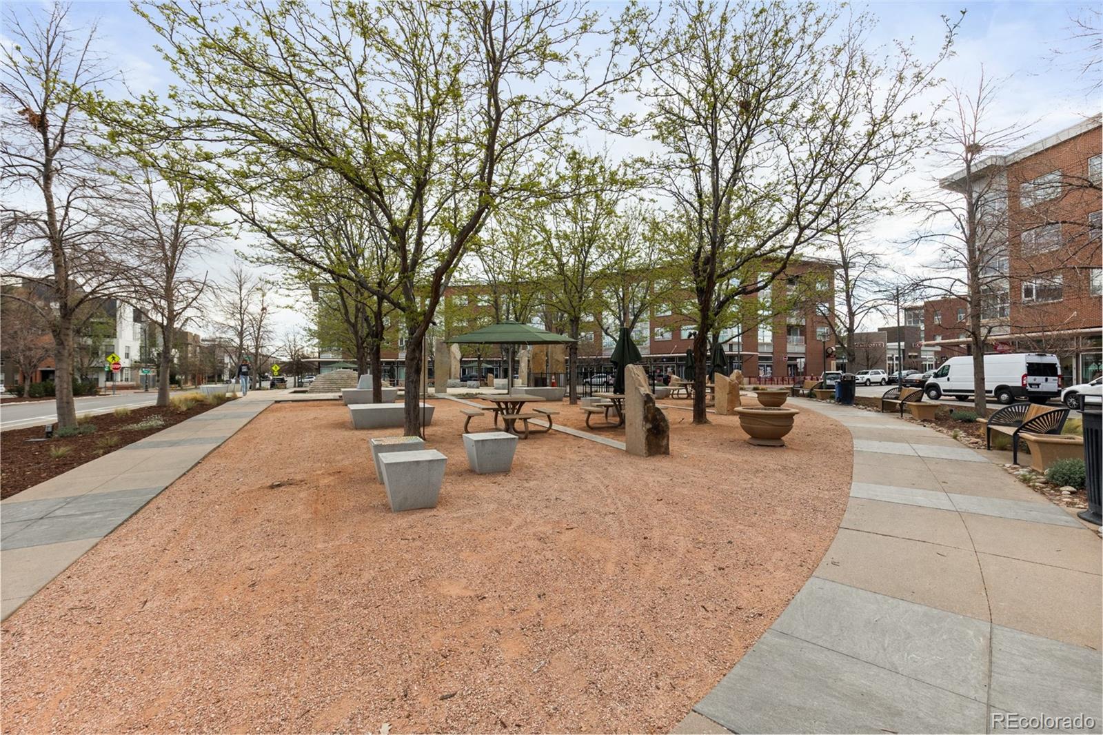 2958 Syracuse Street Unit: 406