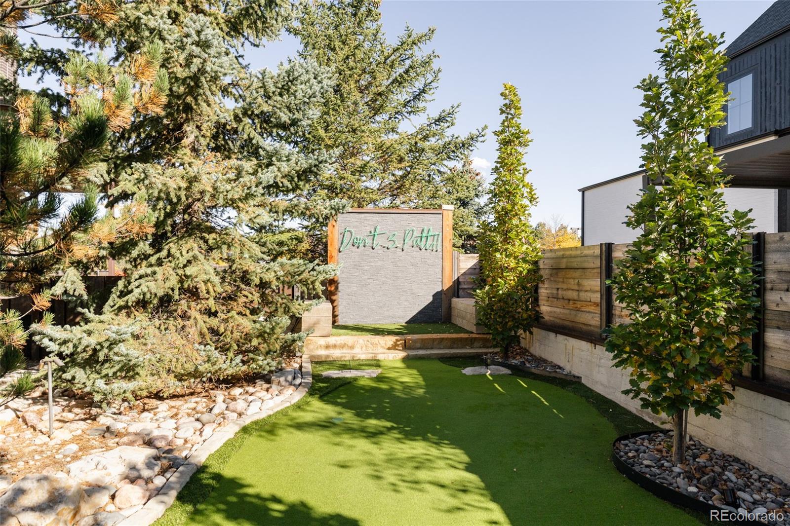 3251 Robb Street