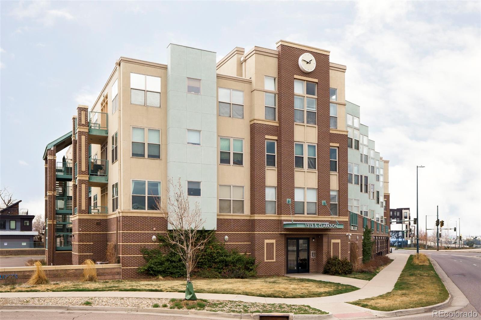 1313 S Clarkson Street Unit: 208